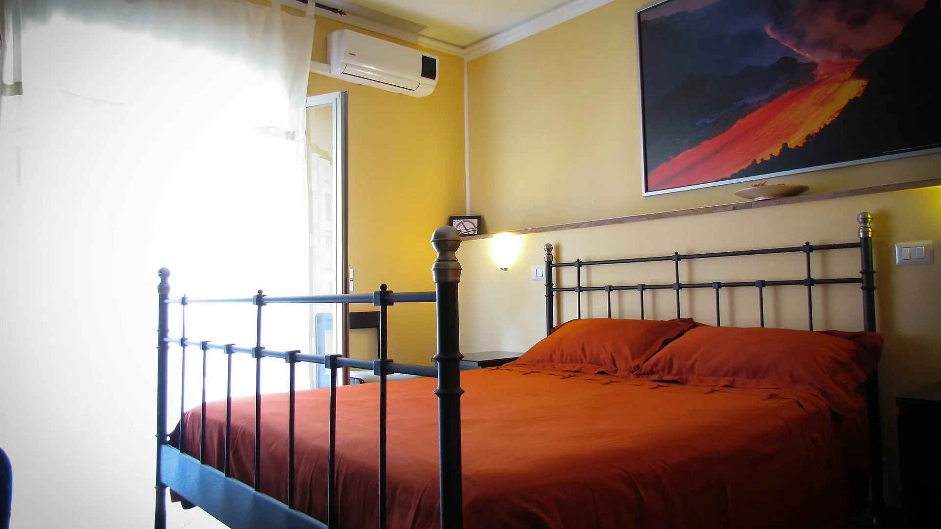 Tanos Bed And Breakfast Джардини-Наксос 3*,  Италия